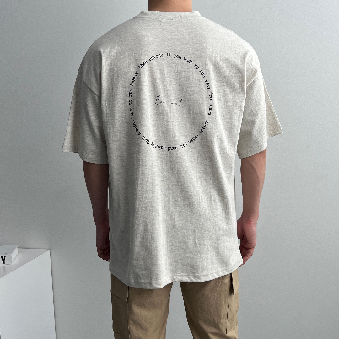 반팔 티셔츠 모델 착용 이미지-S1L42