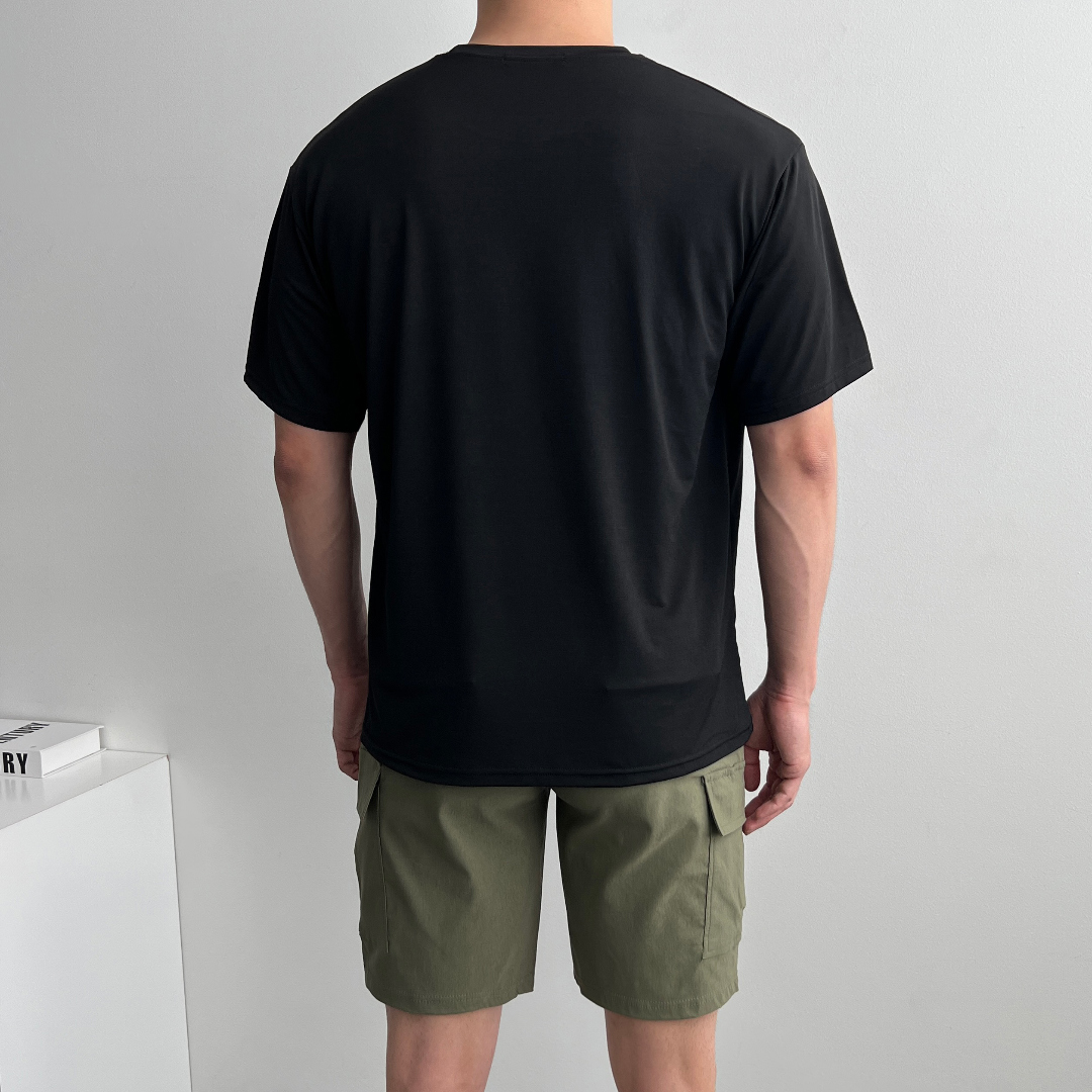 반팔 티셔츠 모델 착용 이미지-S16L111